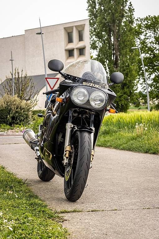 Strada: Suzuki GSX-R 1100 - 1986 – Usato da Grand-Lancy venduto da Marcopanik 2