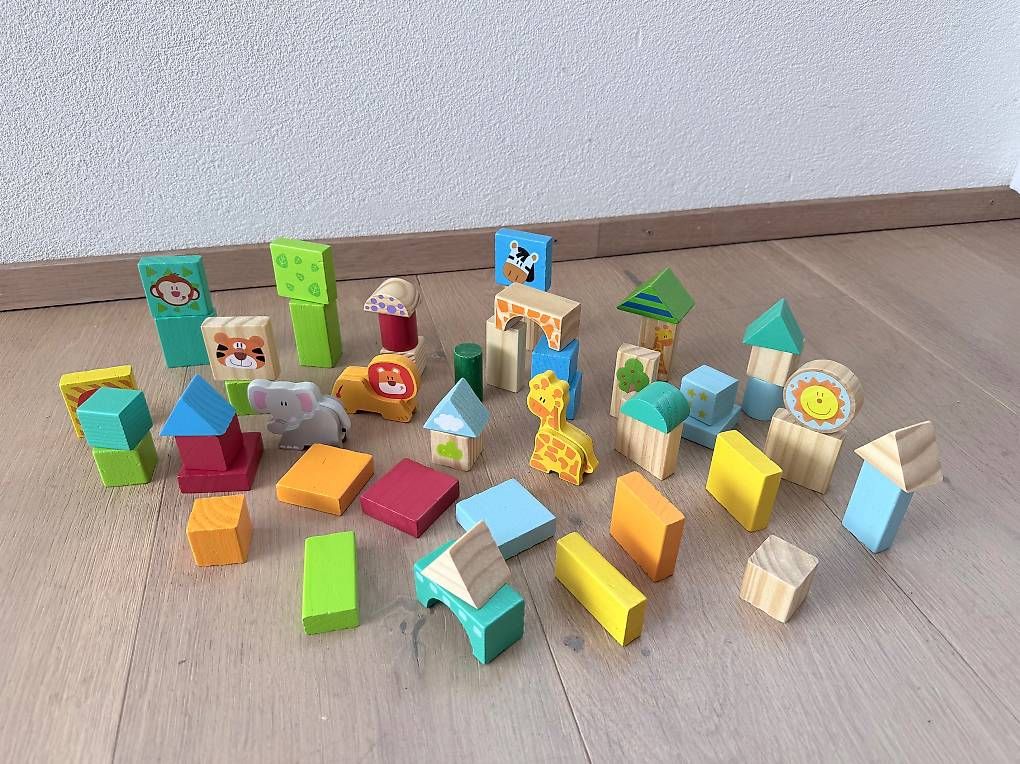 Jouets: Holzklötze – D'occasion à Meilen par iza_scz7
