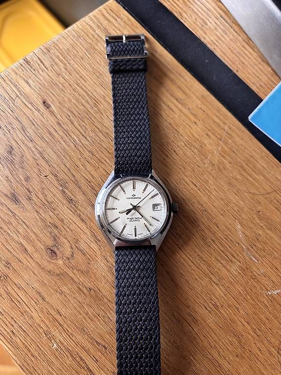 Montres: Vintage continental "magic button" – D'occasion à Vevey par leo_55ng