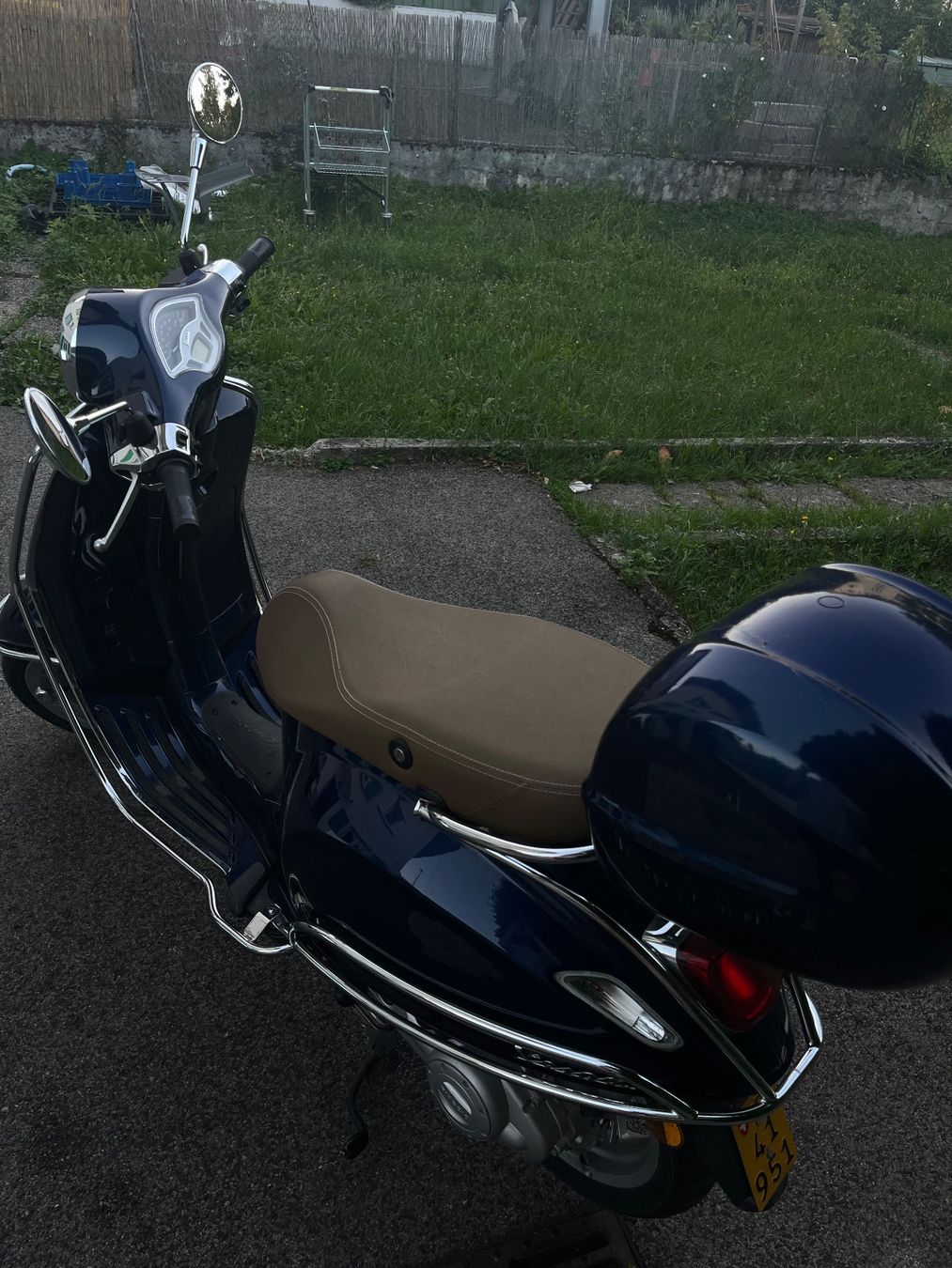 Vespa Scooter: 2019 Vespa piaggio primavera 50 – Usato da Chêne-Bougeries venduto da van_9lry 1