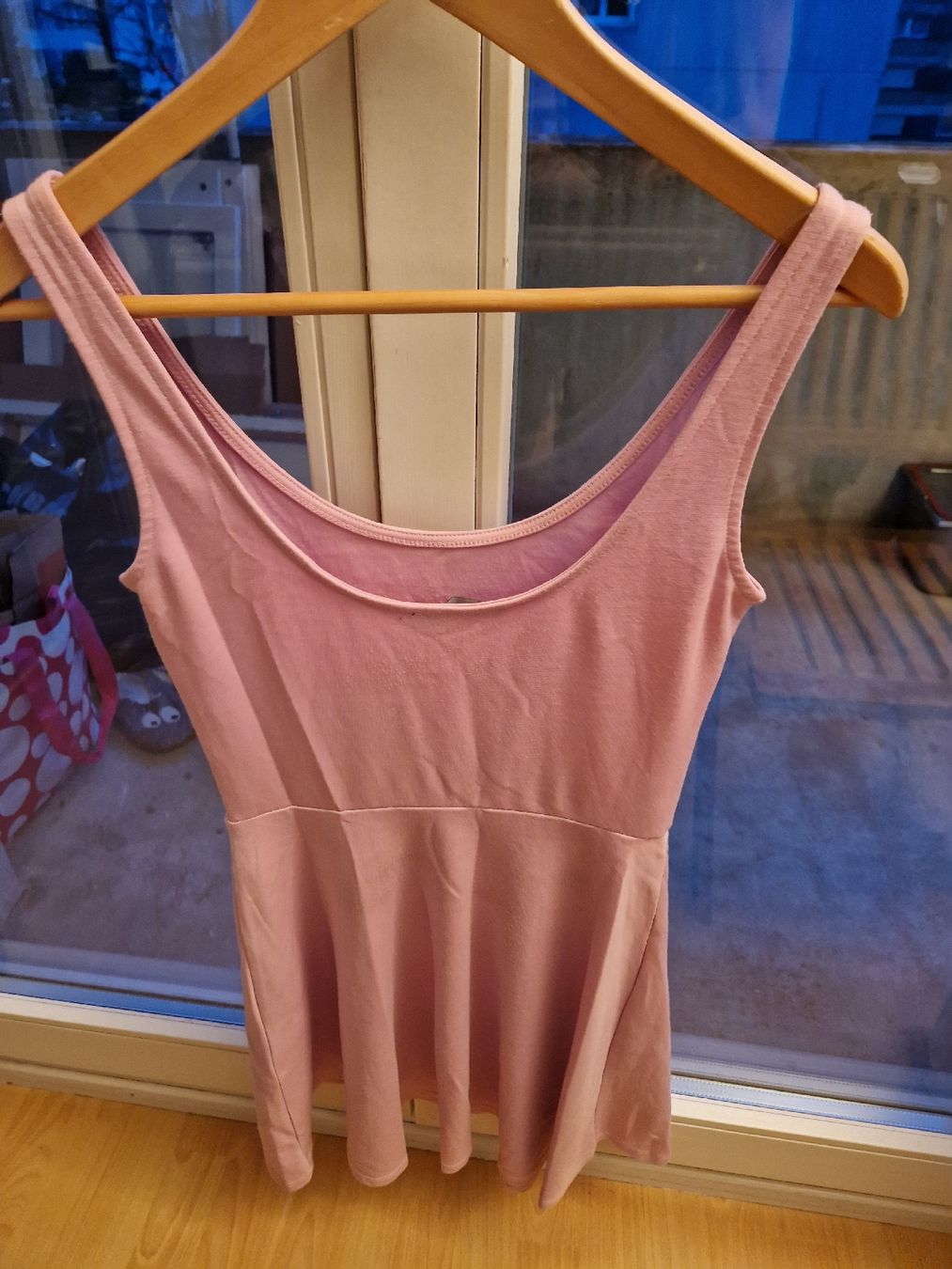 Kleider & Röcke: Schönes Kleid Mädchen XS/S – Gebraucht aus Rüfenacht BE von Loeti1992 2