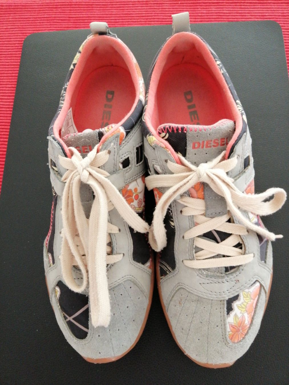 Diesel Scarpe da donna: Halbschuhe von Diesel in Grösse 40 – Nuovo (secondo la descrizione) da Kleindöttingen venduto da wsu_95mw