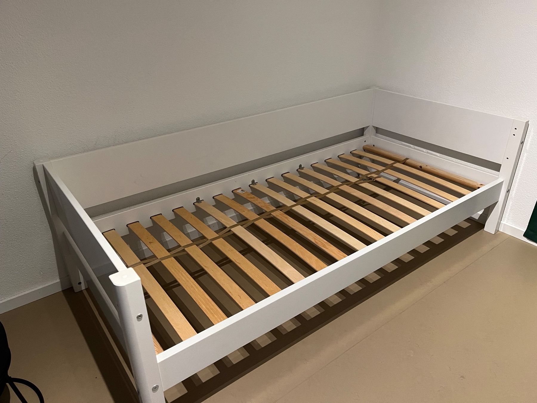 Flexa Lits: Flexa White Einzelbett – D'occasion à Küttigen par csei