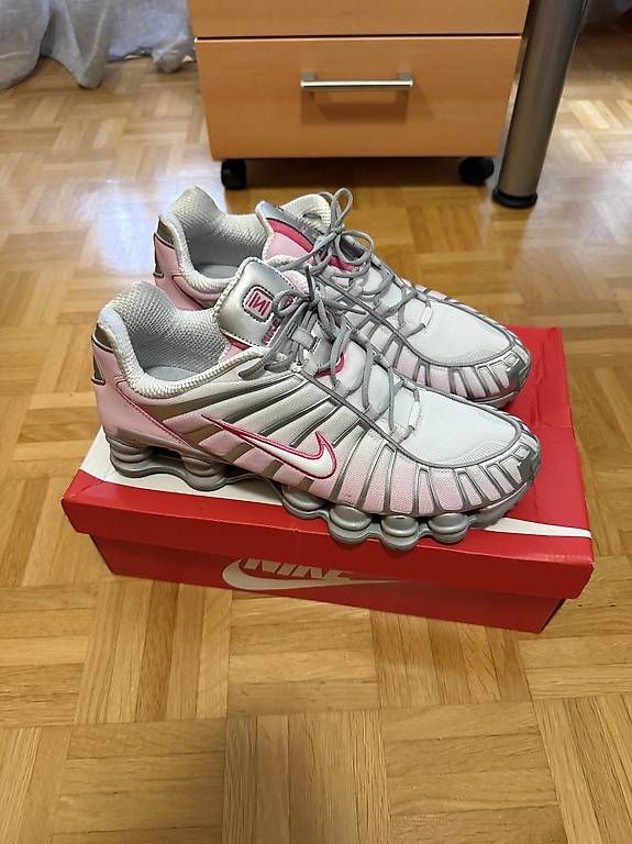 Scarpe da uomo: Nike Shox pink 47,5 – Usato da Basel venduto da bap_7kpp 2