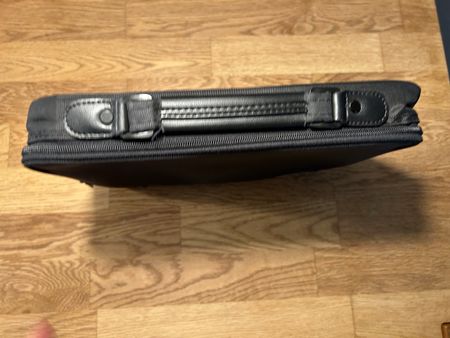 kleine Laptoptasche 23x29 cm, geeignet auch für Tablets