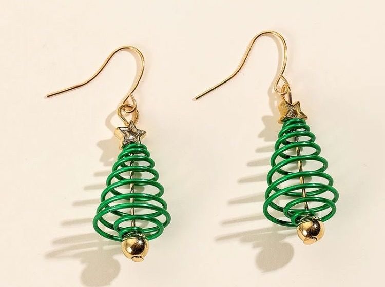 Orecchini pendenti & Orecchini a lobo: Ohrringe Christbaum ( Weihnachtsbaum) – Nuovo (secondo la descrizione) da Gams venduto da Mariawicca 1