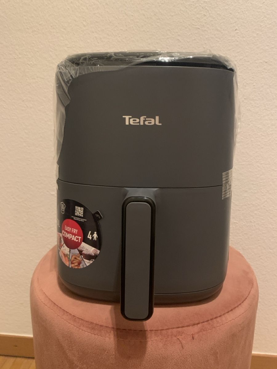 Tefal Elettrodomestici da cucina: Tefal Easy Fry Compact Heissluftfritteuse! – Nuovo e nell'imballaggio originale da Zürich venduto da dan_j9j6