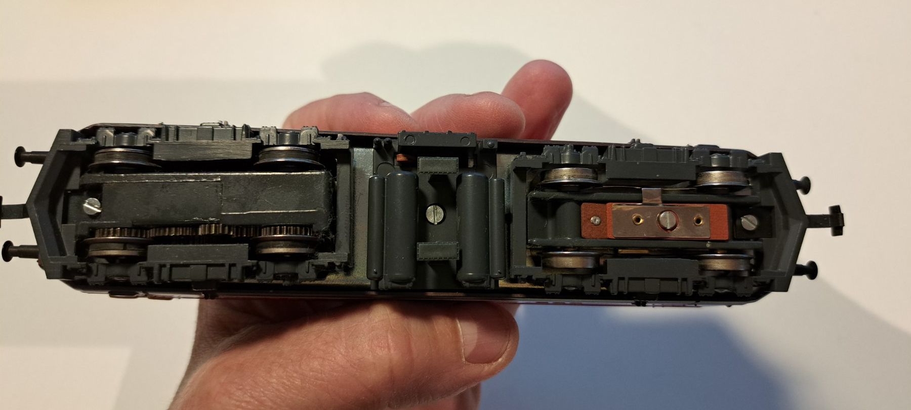 Hag Modelleisenbahnen: Hag SBB Re4/4 rot DC analog – Gebraucht aus Urdorf von Canyamel1 2