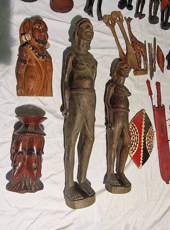 Sculture & Statue: afrikanische Masken, Figuren u.A. – Usato da Regensdorf venduto da Beeker 2