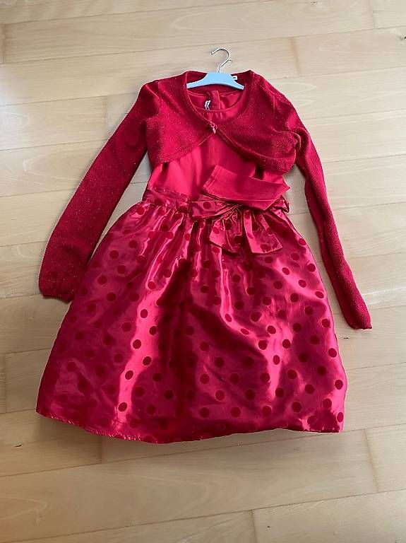 Kleider & Röcke: Robe de soirée fille 140-145 – Gebraucht aus Montreux von HMA3