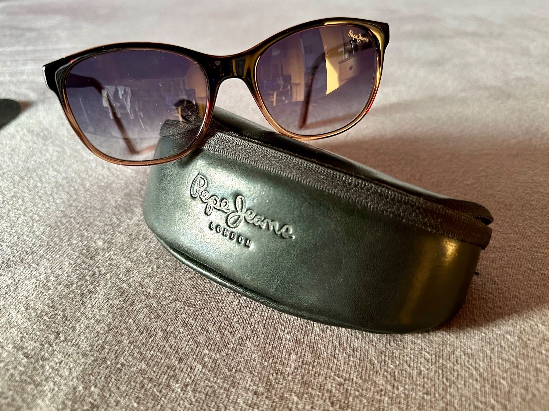 Pepe Jeans Brillen & Gläser: Sonnenbrille von Pepe Jeans – Gebraucht aus Walchwil von Aj72