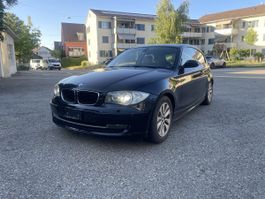 BMW 120i AUTOMAT