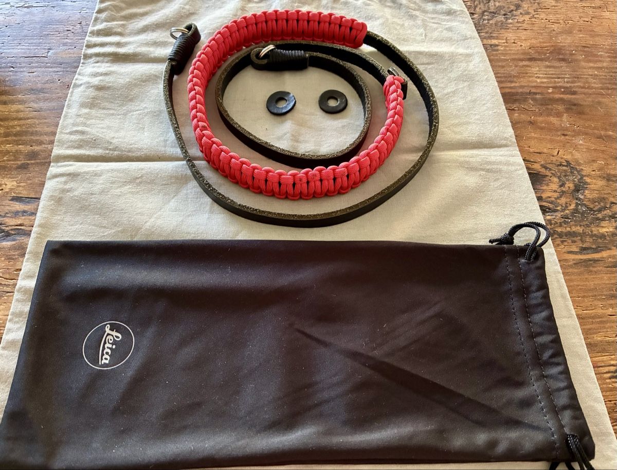 Leica Altri Accessori: LEICA X COOPH PARACORD STRAP RED – Usato da Zug venduto da simpleform 1