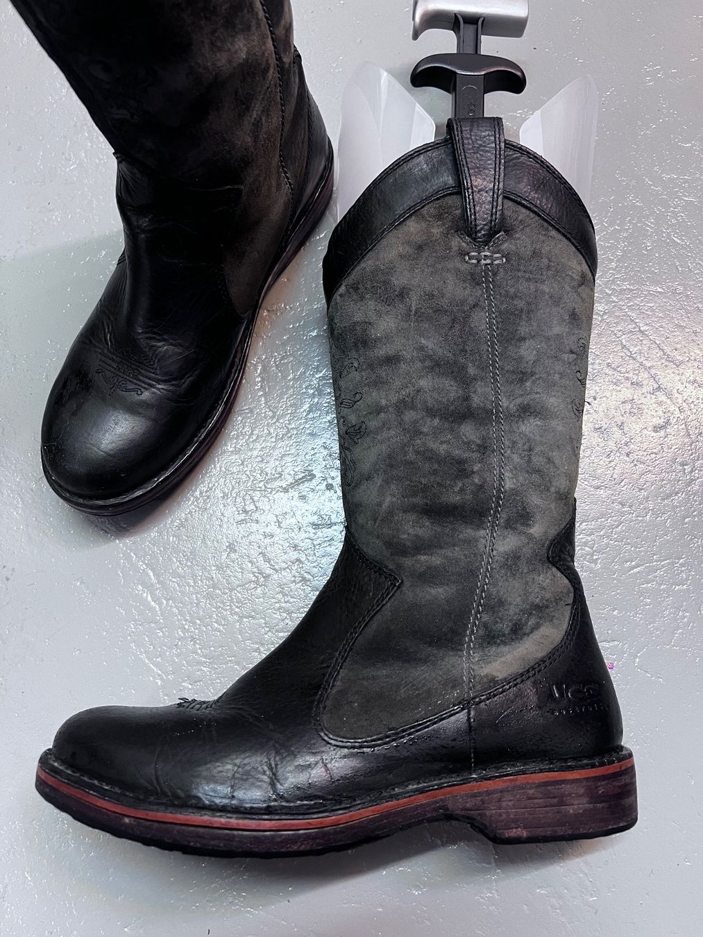 Ugg Scarpe da donna: UGG Winterschuhe Grösse 38 – Usato da Solothurn venduto da Spicar 1