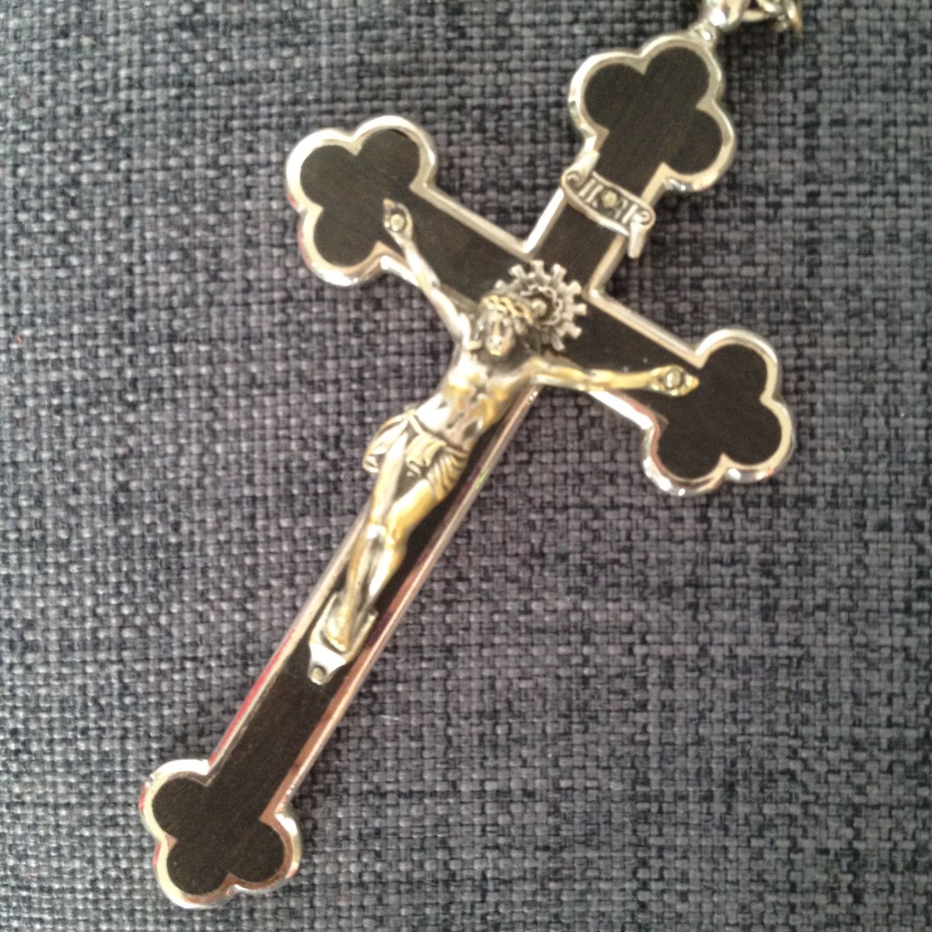 Altri gioielli: Kreuz mit Ebenholz – Usato da Bern venduto da kaefer555 1