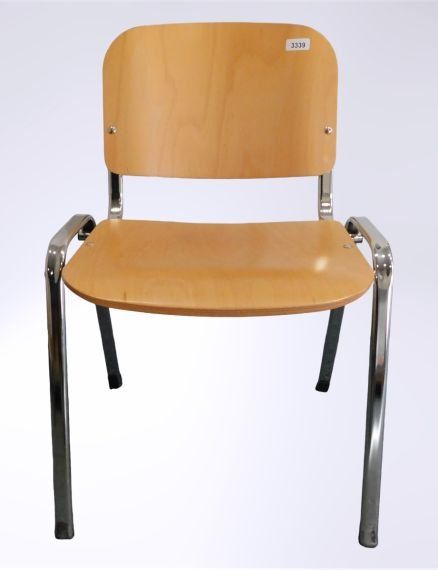 Chaises: Stapelstuhl – D'occasion à Glattbrugg par BauTeile 1