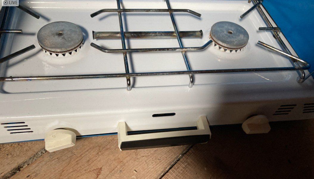 Campingaz Grills: ZweiFlammkocher mit Gasflasche... – Gebraucht aus Balterswil von Alonso100 1