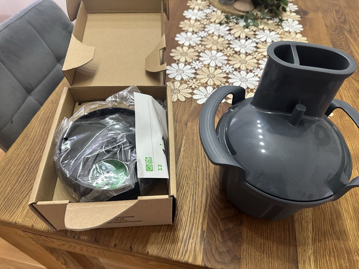 Thermomix Appareils de cuisine: Termomix grattugia 4 in 1  – Neuf (Voir description) à Wettingen par vir_95g7