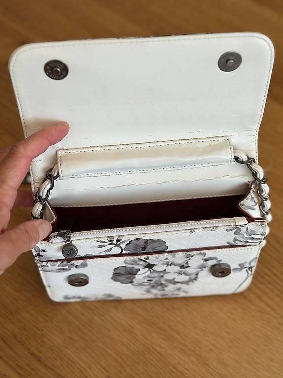 Borse da donna: Abendtasche, Clutches weiss-grau – Usato da Kaltbrunn venduto da Eagle76 1