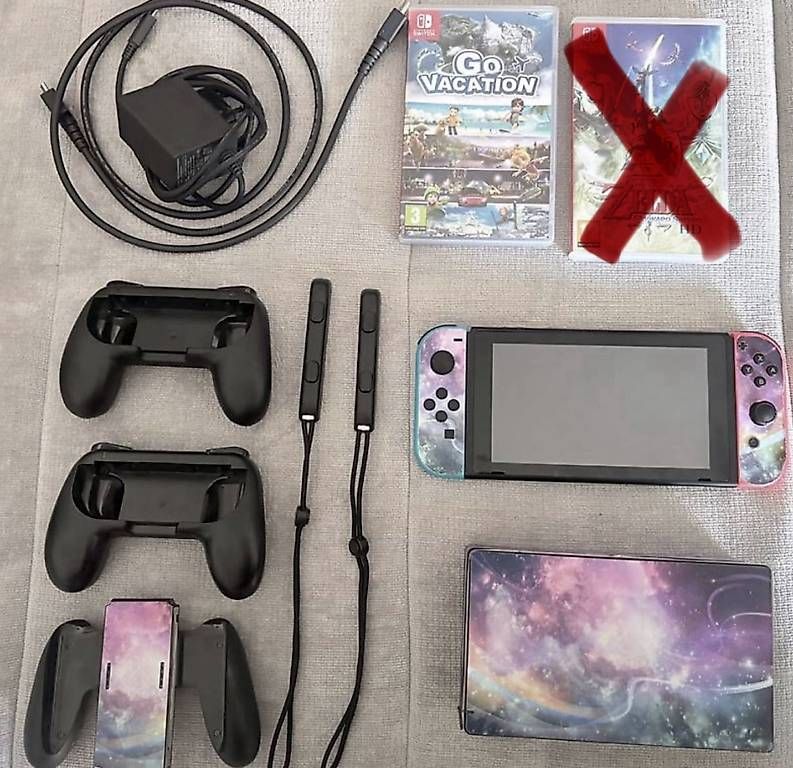 Consoles: Nintendo Switch 1 – D'occasion à Aarberg par Alola
