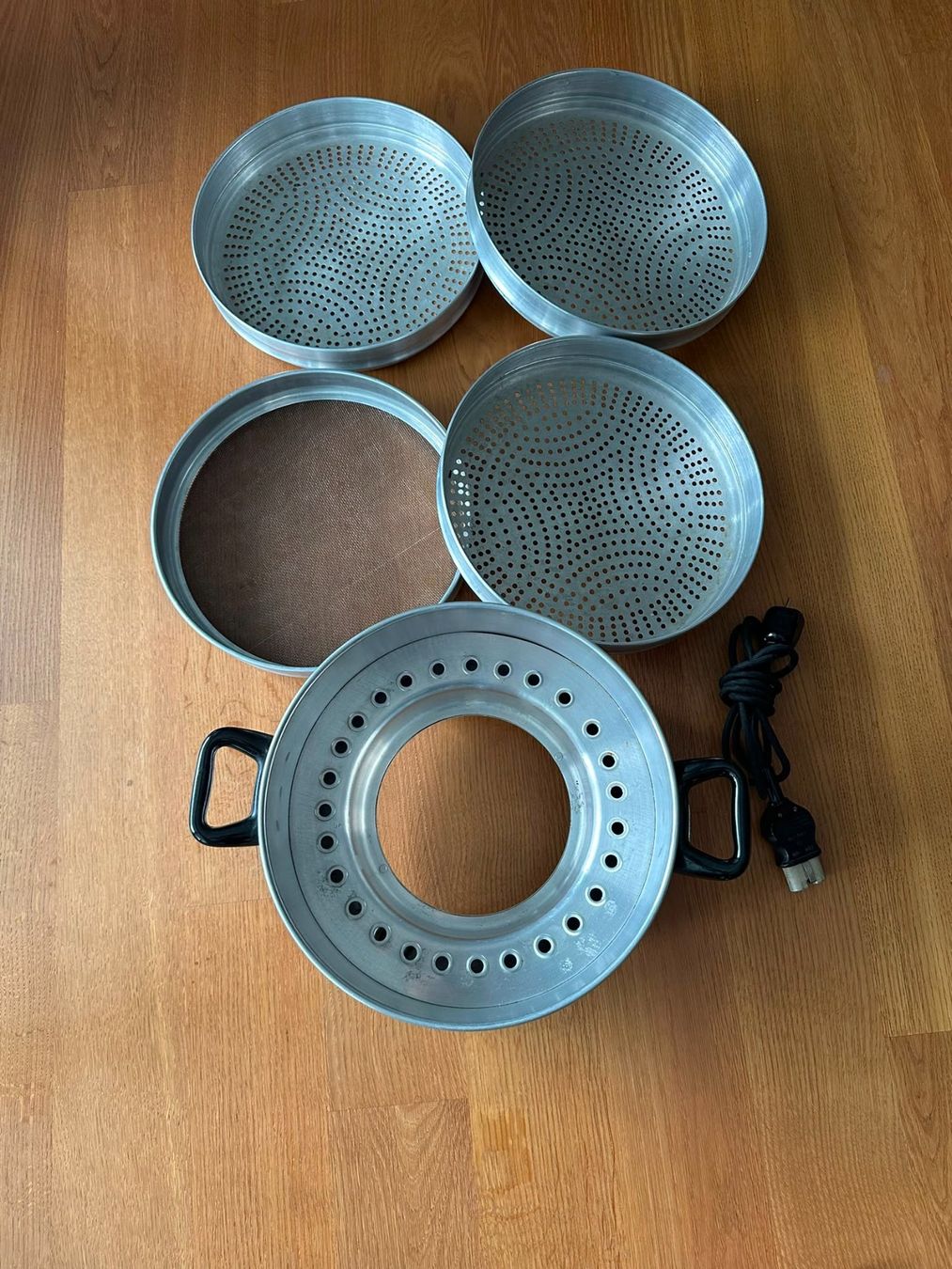 Sigg Appareils de cuisine: Sigg Dörrex Dörrgerät / Dörrautomat – D'occasion à Burgdorf par Apfel62 2