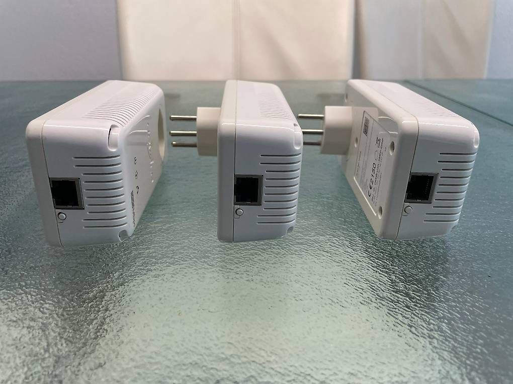 Devolo Unità & Adattatore: devolo dLAN 500 AVplus Powerline Adapter Set (3 Stück) – Usato da Emmenbrücke venduto da mgarlando 2