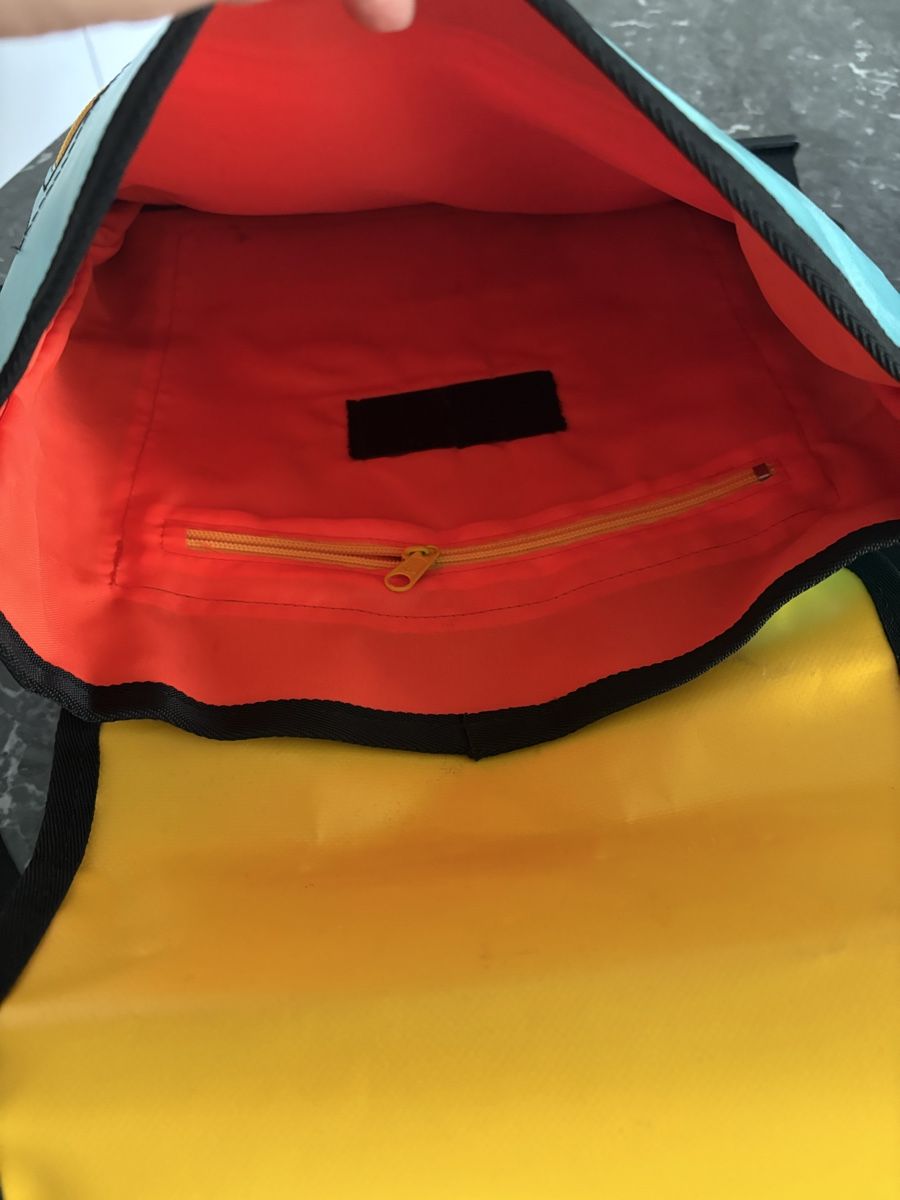 Zaini: Rucksack mit U / türkis / plastifizierte Plane – Nuovo (secondo la descrizione) da Fehraltorf venduto da SuperCaliFragi 2