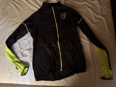 Veste coupe vent compressport