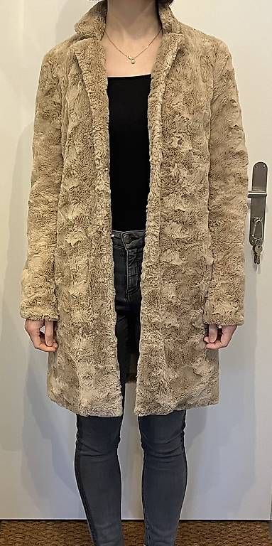 Benetton Cappotti: Fellmantel Benetton Gr. 34 / Teddymantel – Usato da Derendingen venduto da DinTin 1