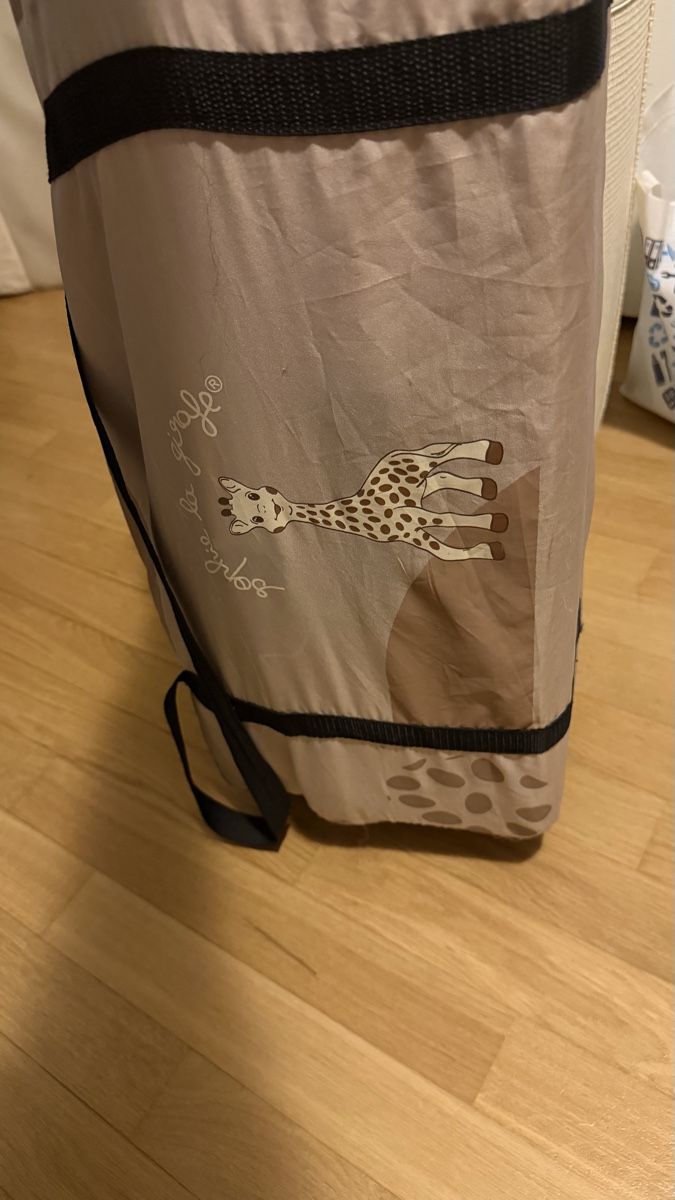 Letti: Lit de voyage girafe – Usato da Granges-paccot venduto da lau_9z8q 3