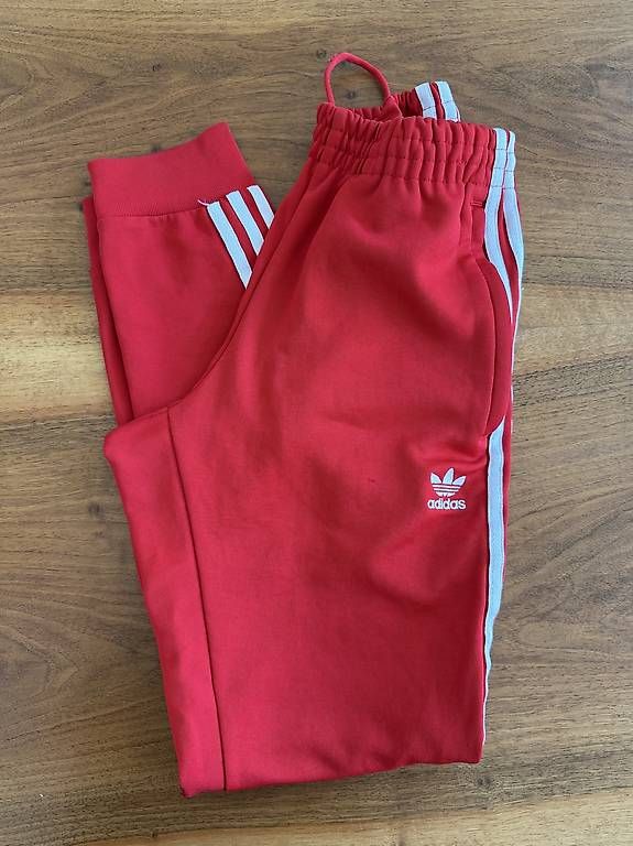 Adidas Pantaloni: Adidas Trainerhose - rot -Original – Usato da Wädenswil venduto da dom_fon 2