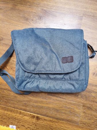 Schöne Wickeltasche