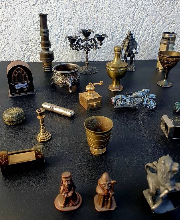 Tutte le decorazioni: Collezione vari oggetti antichità vintage – Usato da Canobbio venduto da Pablo77 3