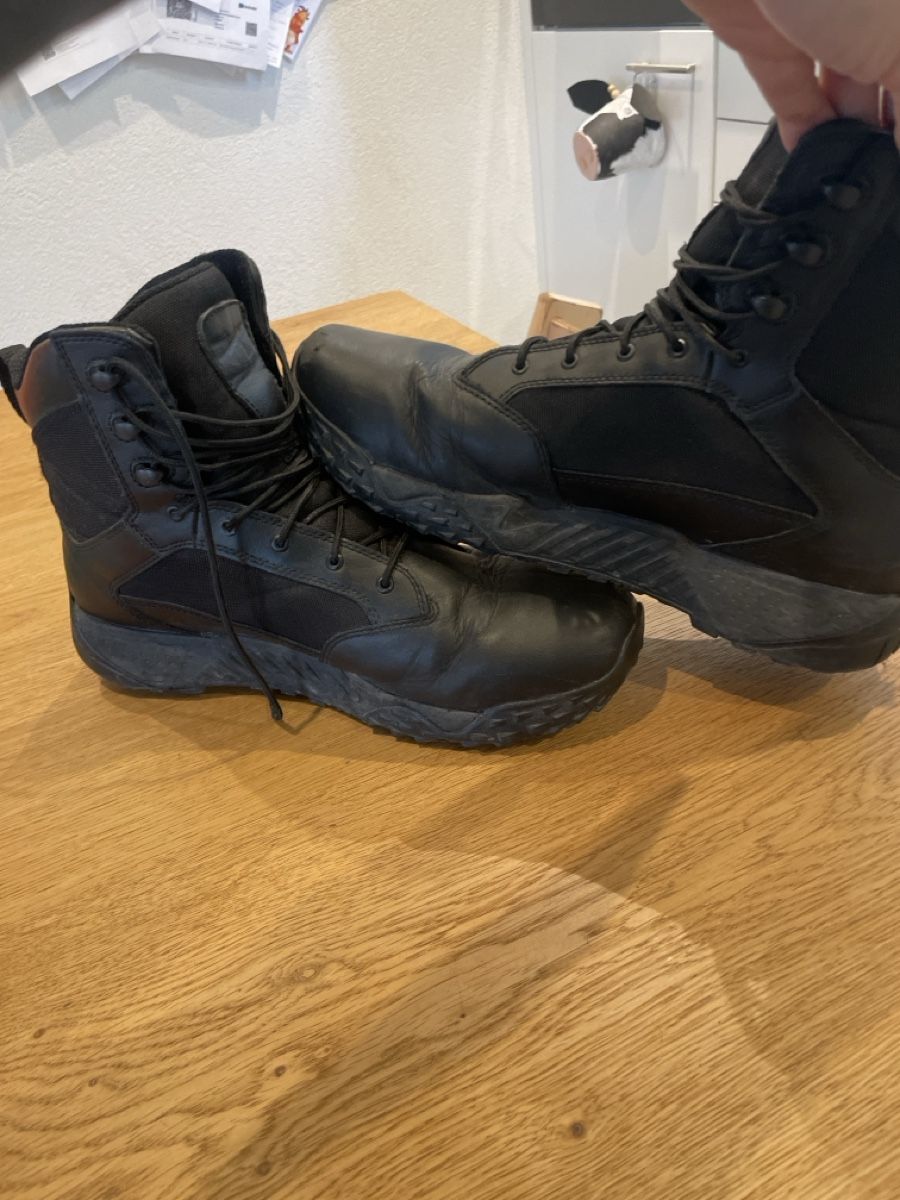 Under Armour Scarpe da uomo: Under Armour Herren Tactical Boots, Einsatzstiefel – Usato da Recherswil venduto da grafics 5