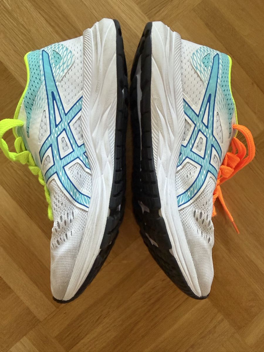 Asics Scarpe per ragazzi: Asics Laufschuhe weiss/blau Grösse 37 – Usato da Kilchberg ZH venduto da Von_dutch 2