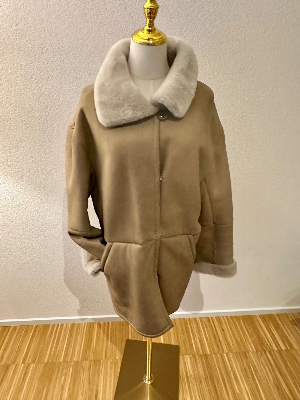 Mäntel: Beige leather coat size 38 – Neu (gemäss Beschreibung) aus Neuchâtel von agn_jc66