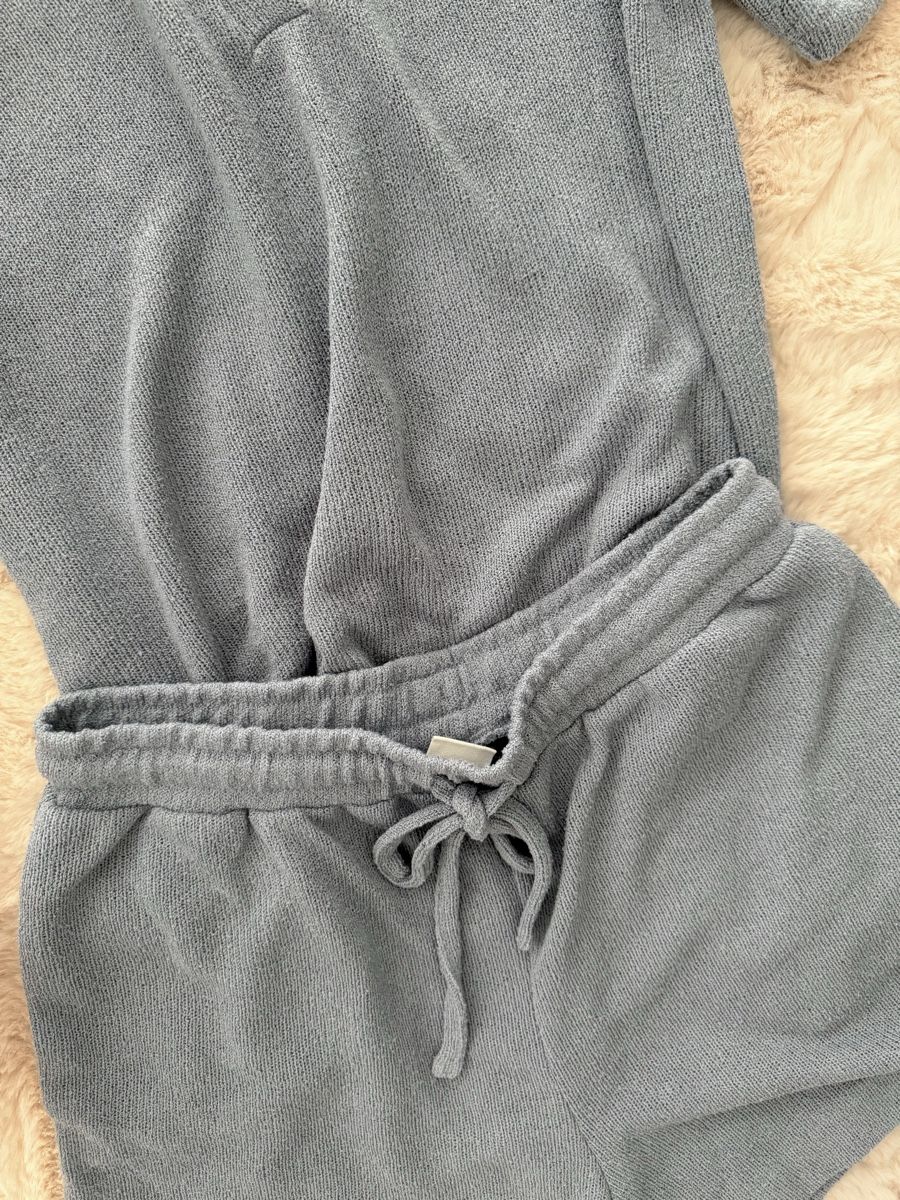 H&M Ensembles & Tailleurs: Zwei-Teiler Set H&M  – Neuf (Voir description) à Dietikon par turicum_77 2
