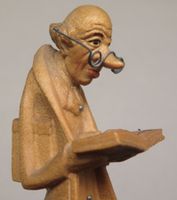 Der Bücherwurm - Figur Statue, aus Holz (?), 14.5 cm hoch