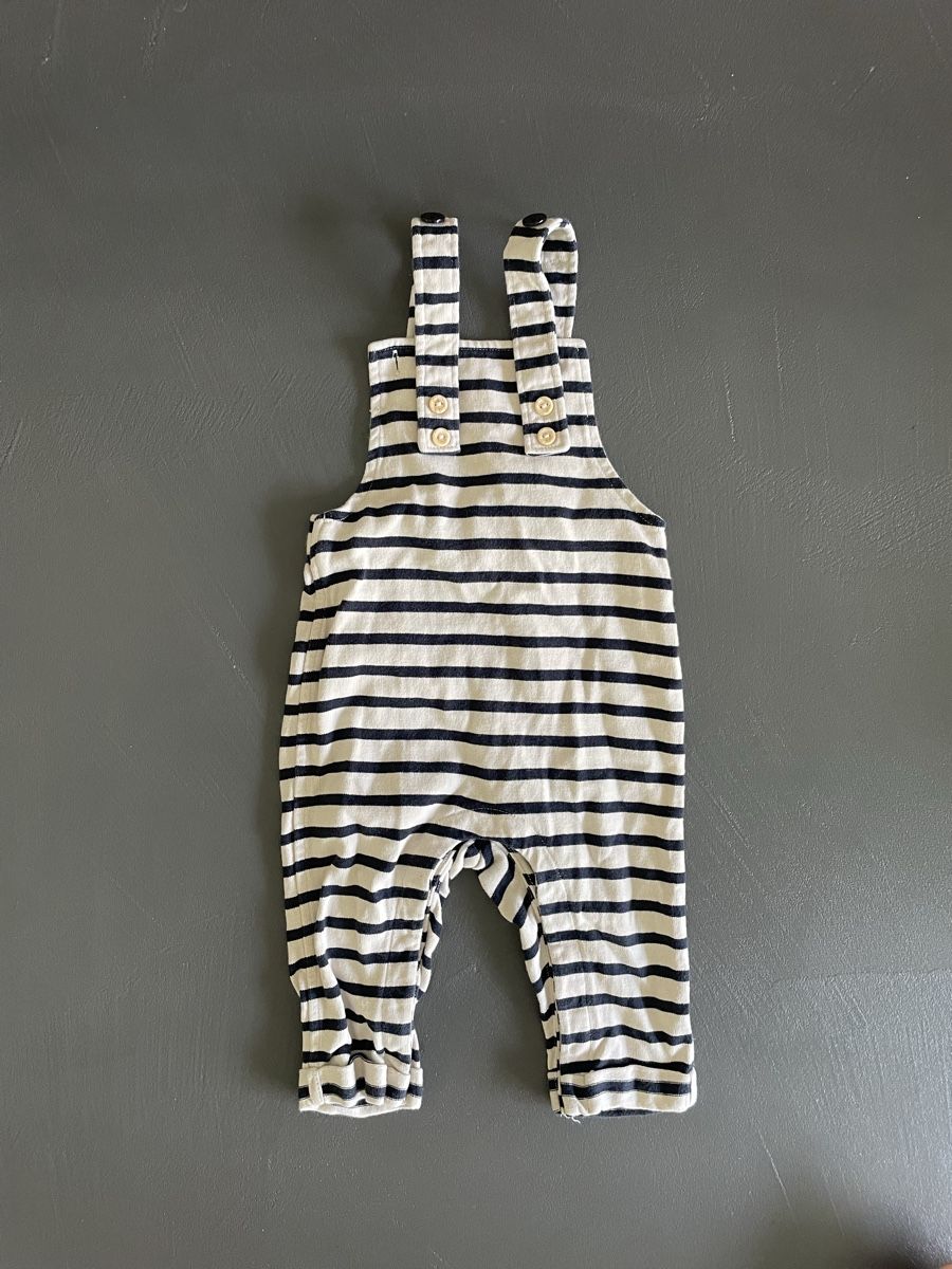 H&M Hosen: H&M Latzhose in Gr 74 – Gebraucht aus Maienfeld von viola93