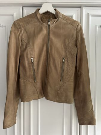 Women’s beige genuine leather jacket style 38