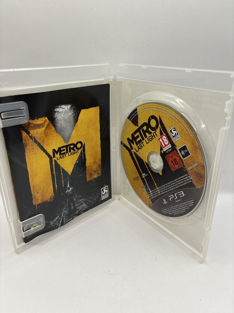 Giochi: Metro Last Light Edition Limitée PS3 – Usato da Genève venduto da sho_67qj 2