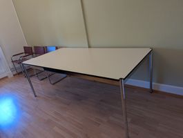 USM Haller Tisch