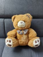 Süsser Teddybär mit Schleife zu verkaufen 🧸