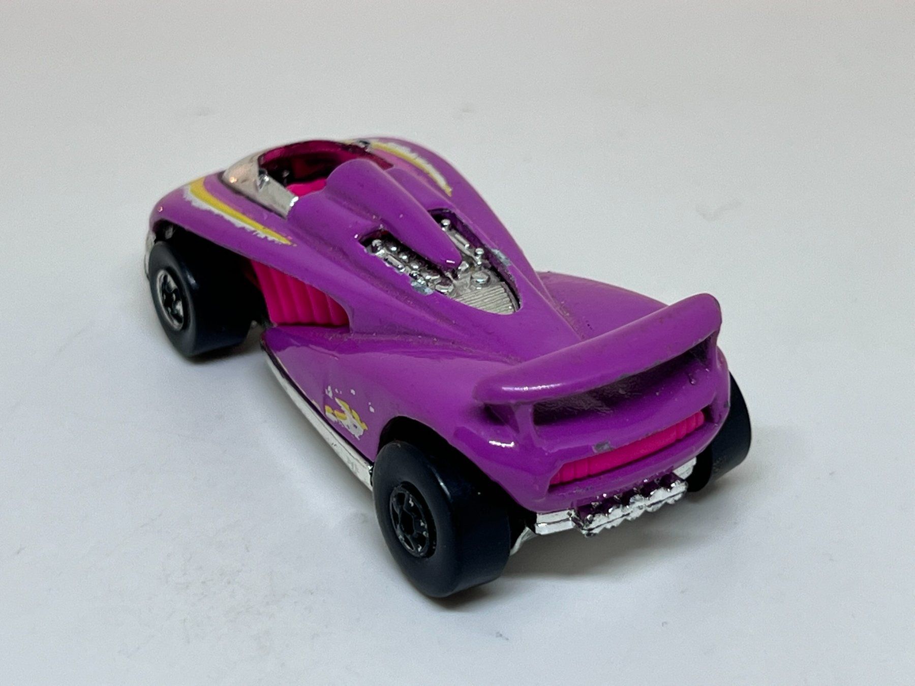 Hot Wheels Modellini d'auto: Hot Wheels Speed Shark #460 – Usato da Wildegg venduto da LaaBoutique 2