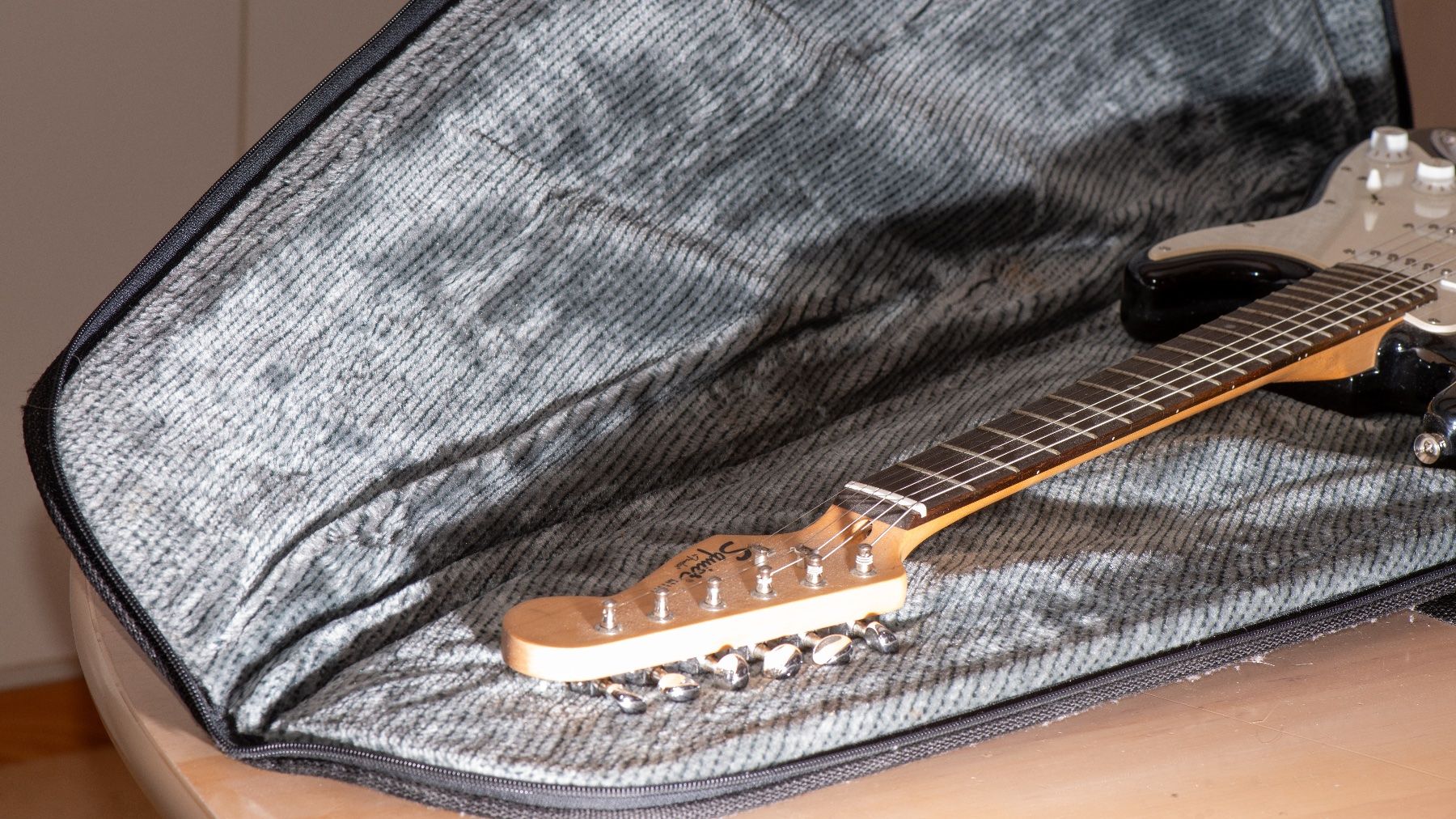 Squier Musikinstrumente: Squier Mini by Fender – Gebraucht aus Küttigen von DanielVerkauf 1