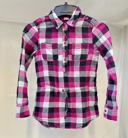Mädchenbluse & Langarmshirt von C&A – Größe 134