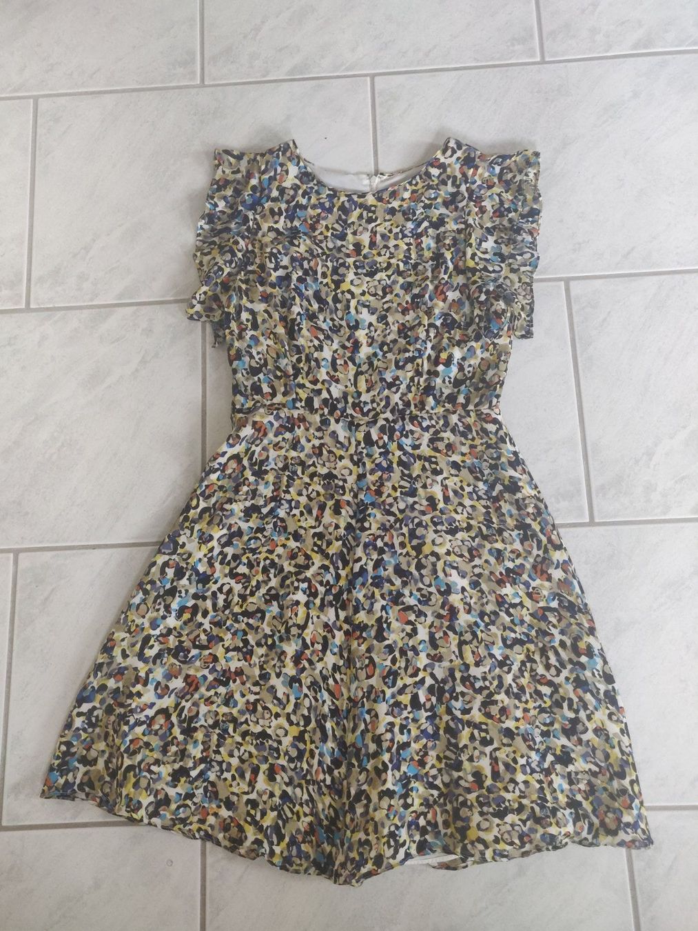 Kleider: Seidenkleid von Reiss – Gebraucht aus Küssnacht am Rigi von schweizerrose