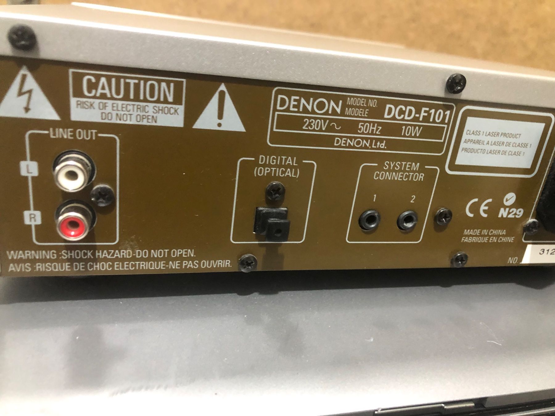 Denon Lettore multimediale & Streamer: Cd player Denon  DCD-F101 – Usato da Biel-Bienne venduto da alos07 1
