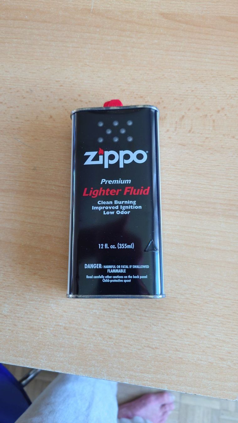 Zippo Feuerzeuge: Zippo Feuerzeug – Neu und originalverpackt aus Wetzikon ZH von hikiwake 3