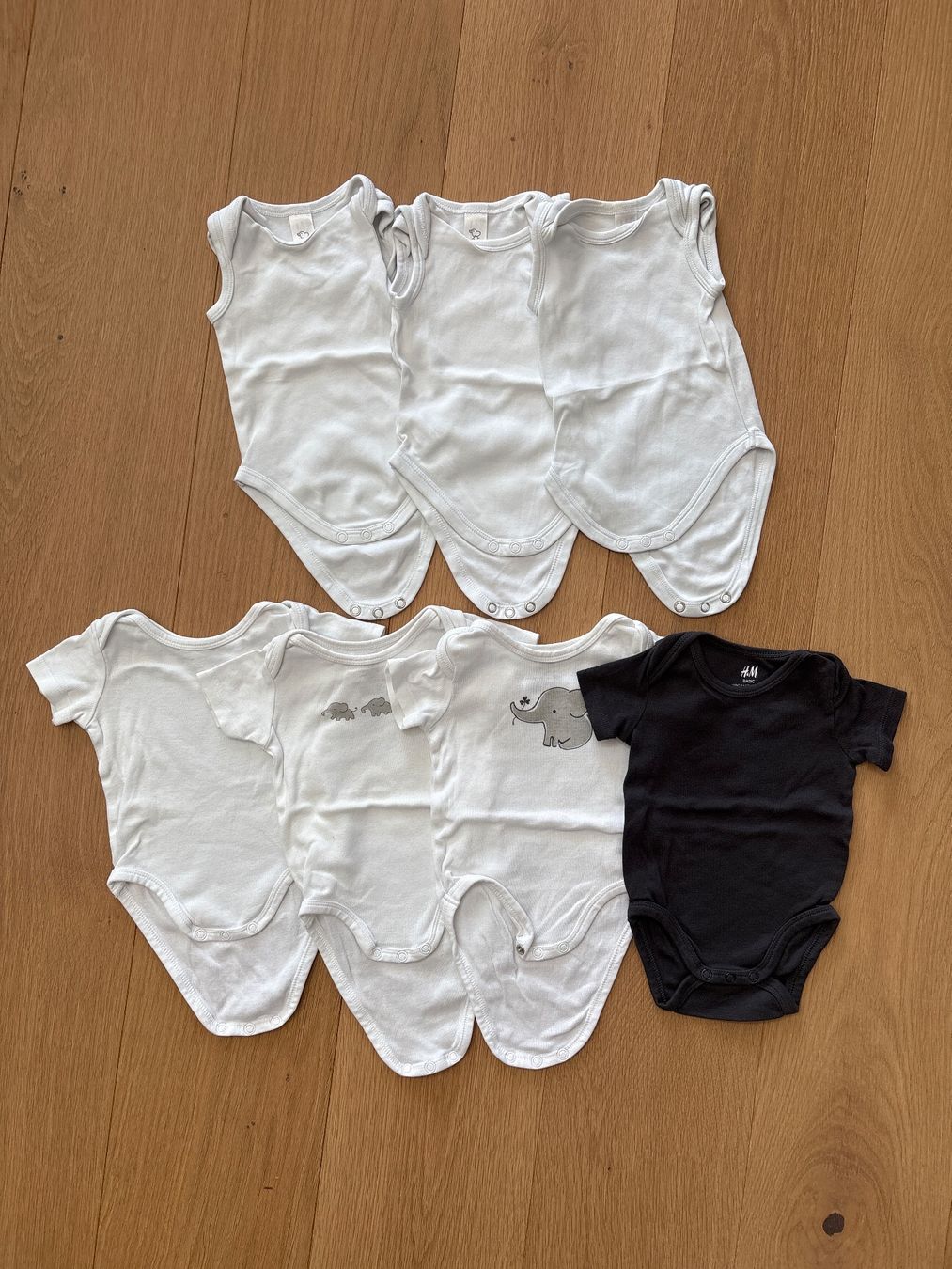 H&M Kleiderpakete & -sets: Kleiderpaket Body Set Kurzarm Grösse 62 – Gebraucht aus Gebenstorf von Sandra01031